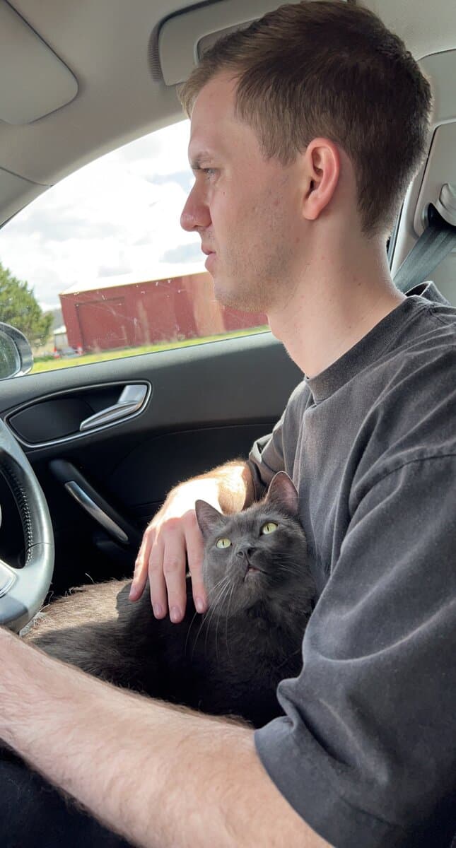 Luna supervising our move